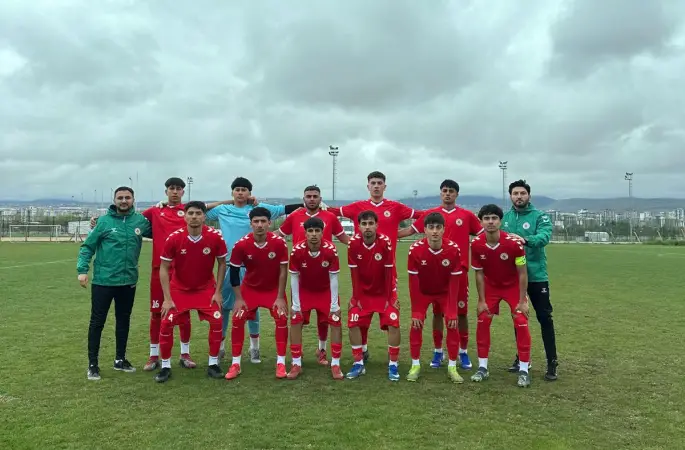 Adil Sani Konukoğlu Spor Lisesi Gençler A Kız Futbol Takımı Türkiye finallerinde
