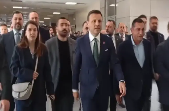 CHP İstanbul İl Başkanı Özgür Çelik savcılığa ifade verdi