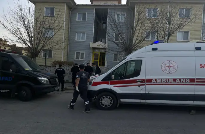 Afyonkarahisar'da patates kızartmasından zehirlendikleri iddiasıyla anne ve 3 çocuğu hastanelik oldu