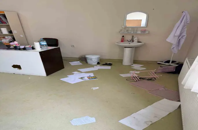 Ağrı’da ASM’de görev yapan doktora muayene odasında yumruklu saldırı
