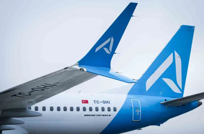 AJet filosuna 3 yeni nesil uçak daha katıldı
