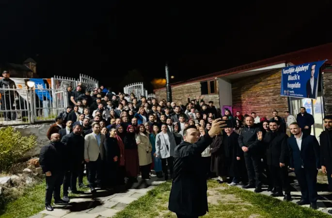 AK Parti Gençlik Kolları Genel Başkanı Yusuf İbiş Bilecik’te gençlerle buluştu
