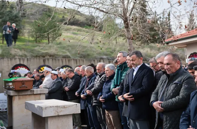 AK Parti İl Başkanı Subaşıoğlu’nun annesi son yolculuğuna uğurlandı
