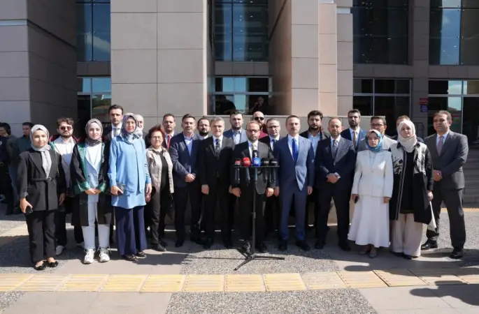 AK Parti İstanbul İl Başkanlığından CHP Genel Başkanı Özgür Özel hakkında suç duyurusu