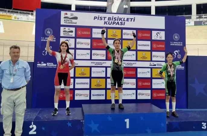 Akhisarlı pedallar Konya’da 3 günde 5 madalya kazandı
