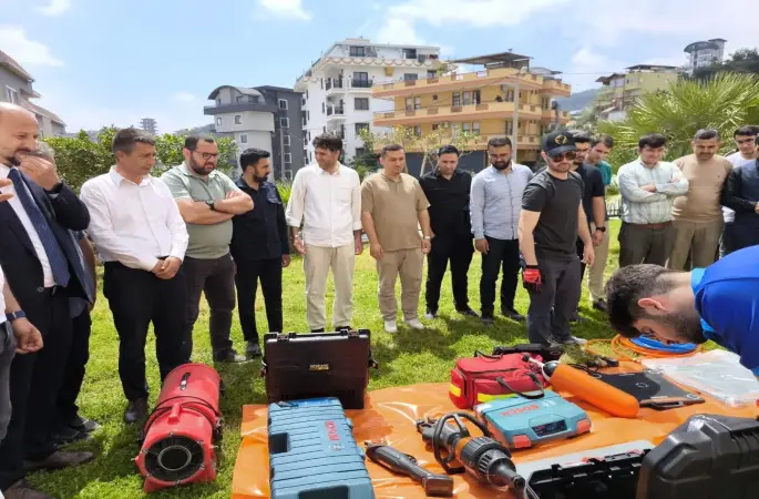 Alanya’da diyanet personeline arama kurtarma eğitimi
