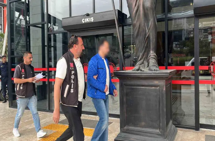 Alanya’da sosyal medyadan cumhurbaşkanına hakaret eden şahıs tutuklandı

