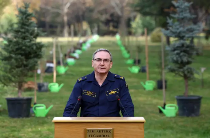 Alay ve Tabur Komutanı dâhil 4 personelin Türk Silahlı Kuvvetlerinden ilişiği kesildi