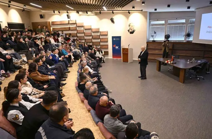 Ali Saydam öğrencilere iletişimin altın kurallarını anlattı
