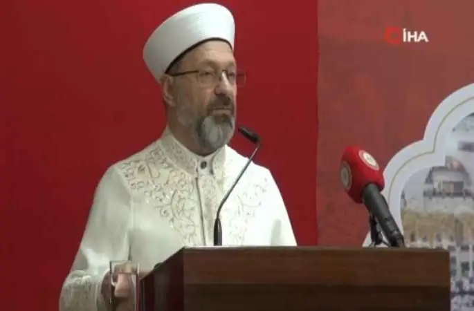 Diyanet İşleri Başkanı Erbaş’tan, Libya halkına “geçmiş olsun” mesajı