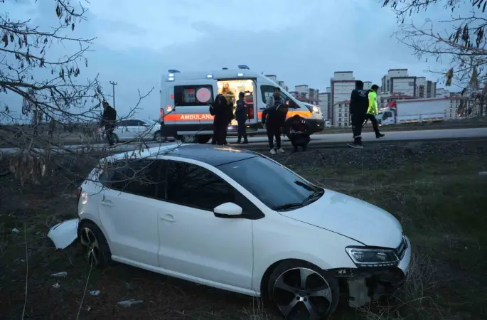 Alkollü sürü kaza yaptı, yakınları gazetecileri tehdit etti
