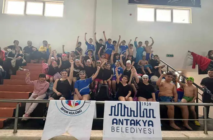 Antakya Belediyesi’nin sporcuları madalyaları topladılar
