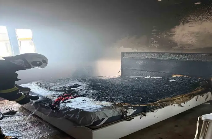 Antakya’da ev yangını
