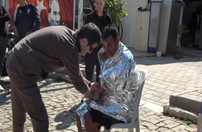 Antalya’da denize açıldığı kano devrildi, suda 3 saat kurtarılmayı beklerken imdadına deniz polisi yetişti
