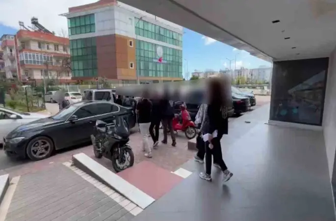 Antalya’da yatırım vaadiyle dolandırıcılığa 16 gözaltı
