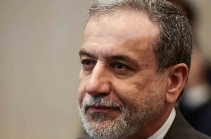 Arakçi: "(Trump’ın ‘Taş Devri’ tehdidi) ABD Başkanı zamanı geriye çevirmek mi istiyor?"
