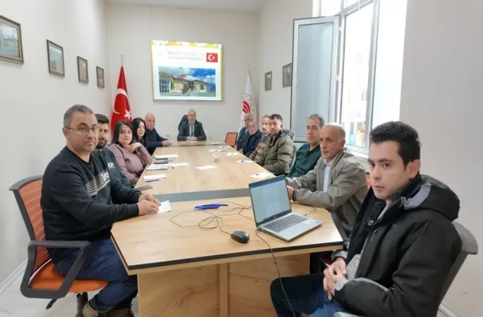 Ardahan’da arıcılığın geliştirilmesine yönelik değerlendirme toplantısı yapıldı
