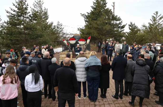 Aşık Veysel 53 yıl sonra da unutulmadı
