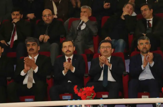 Aşkale’de 23 Nisan coşkusu
