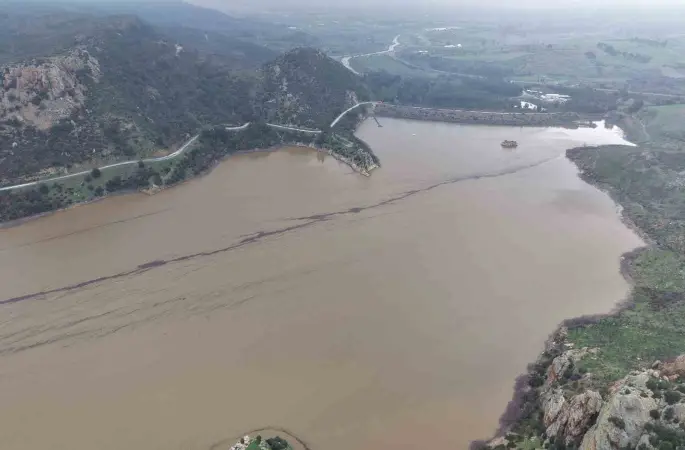 Atikhisar barajında kritik saatler, 2 mahalle için uyarı yapıldı
