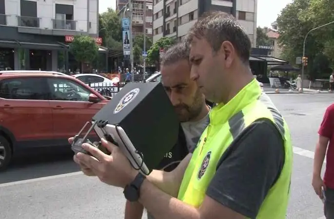 Kadıköy’de yayalara öncelik tanımayan sürücülere ceza yağdı