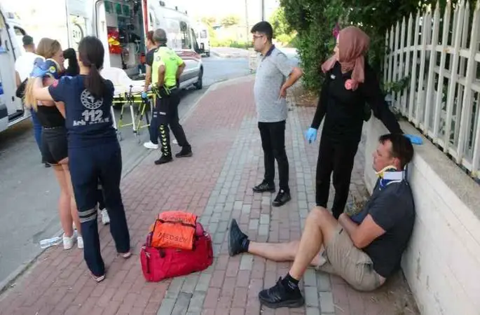 Hollandalı babanın kullandığı ATV kaza yaptı, sürüklenip yaralanan kızının yanına sürünerek gitti