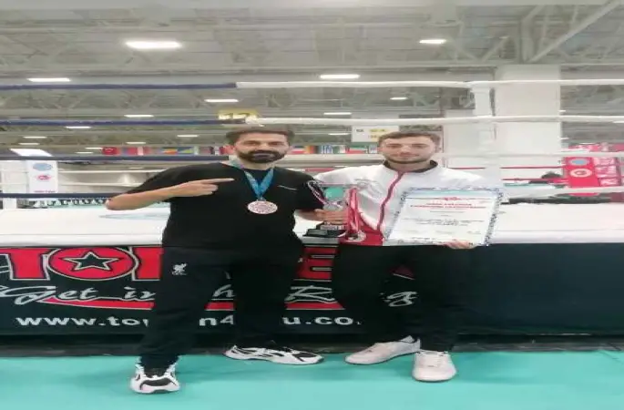 Samsunlu kick boksçu Avrupa şampiyonu oldu