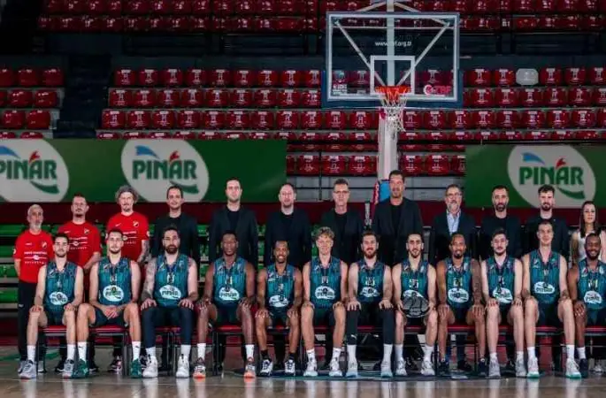 P. Karşıyaka, transferde atağa kalktı