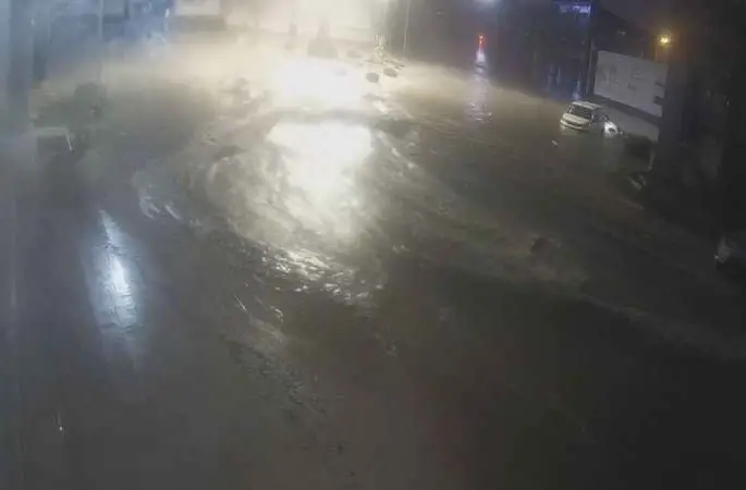 MASKO Mobilyacılar Sitesi’ni sel suları böyle bastı