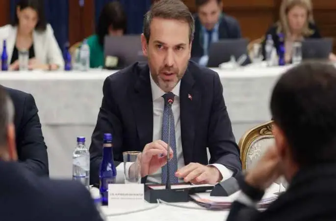 Bakan Bayraktar: “Türkiye doğal gazda 2028 yılına kadar 150 milyar metreküp yıllık giriş kapasitesine sahip olacak”