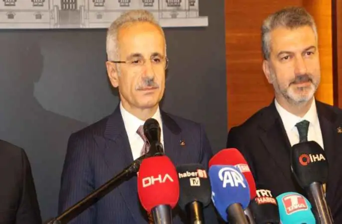 Bakan Uraloğlu: “Trabzonumuza yeni bir havalimanı kazandırmak için çalışmalara başladık”