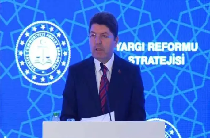 Adalet Bakanı Tunç: "Filistinli kardeşlerimizi asla yalnız bırakmayacağız"