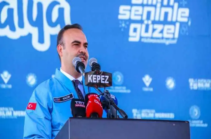 Bakan Kacır: “Ülkemizi adım adım küresel bir üretim üssü haline getiriyoruz”