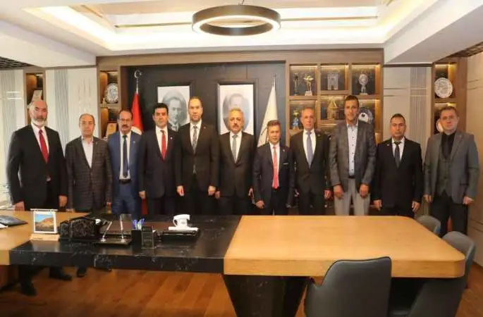 Başkan Özdemir, muhtarları ağırladı