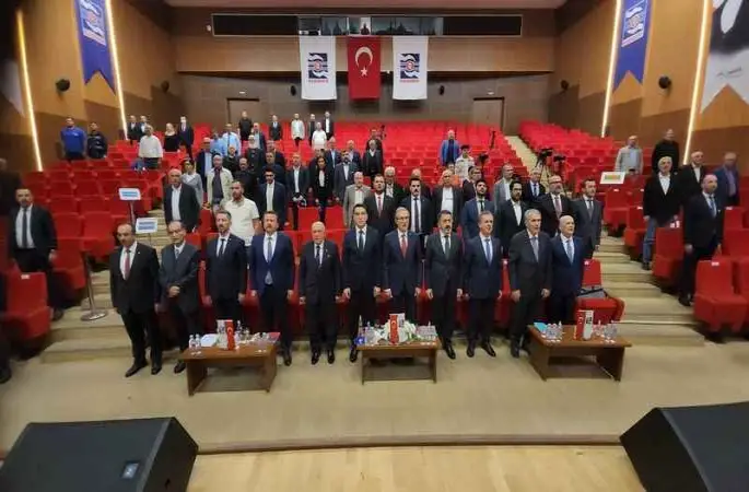 KARDEMİR'de seçimli olağanüstü genel kurul toplantısında yeni yönetim belirlendi