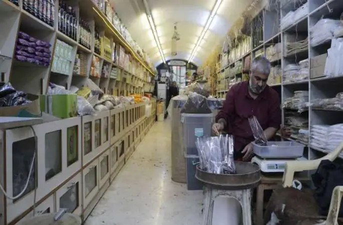 Diyarbakır'daki eski geçitte baharat satışı geleneği bir asırdır sürüyor