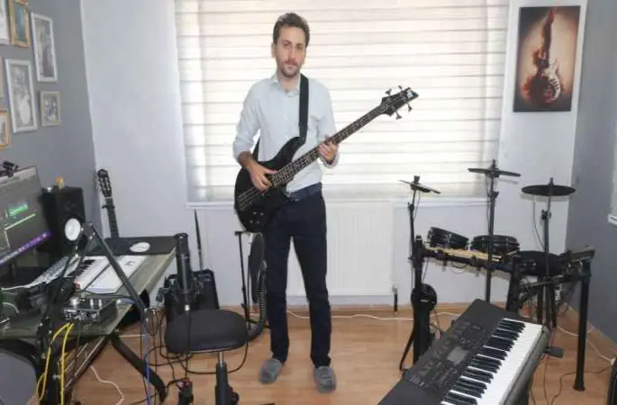 Erzincanlı doktor, Barış Manço'nun "2023" vasiyetini hayata geçirdi