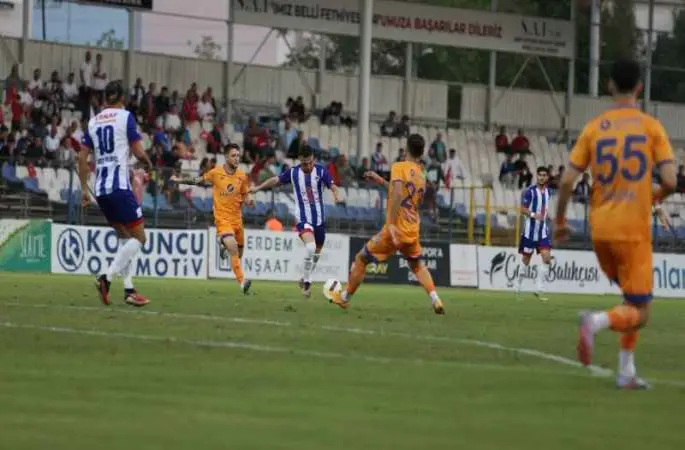 Fethiyespor, İskenderunspor'u 4-3'le geçti