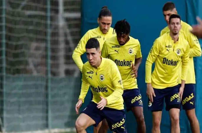 Fenerbahçe, Pendikspor maçı için kampa girdi