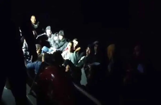 Fethiye’de 20 düzensiz göçmen kurtarıldı