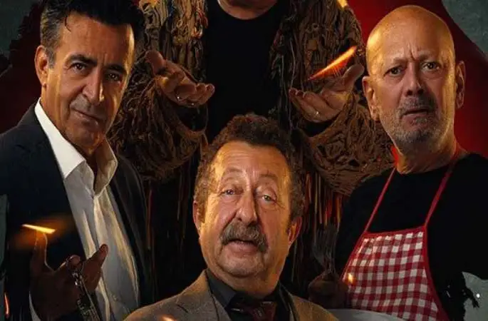 Usta oyuncular Alevli Günler ile sahnede