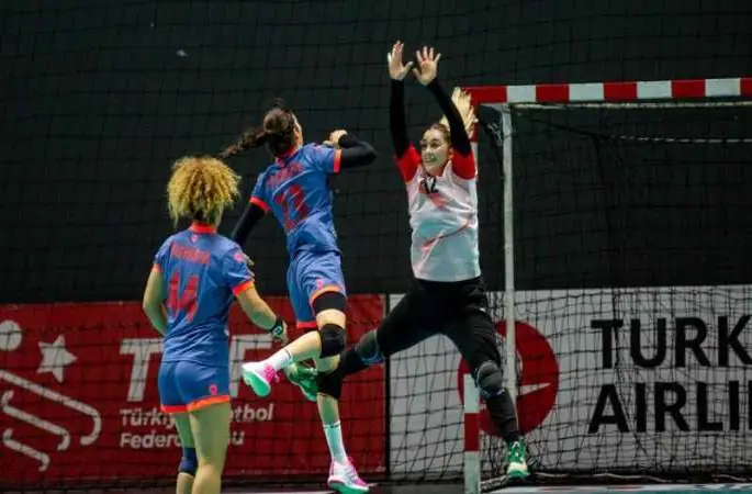 A Milli Kadın Hentbol Takımı, Tunus'u 29-28 yendi