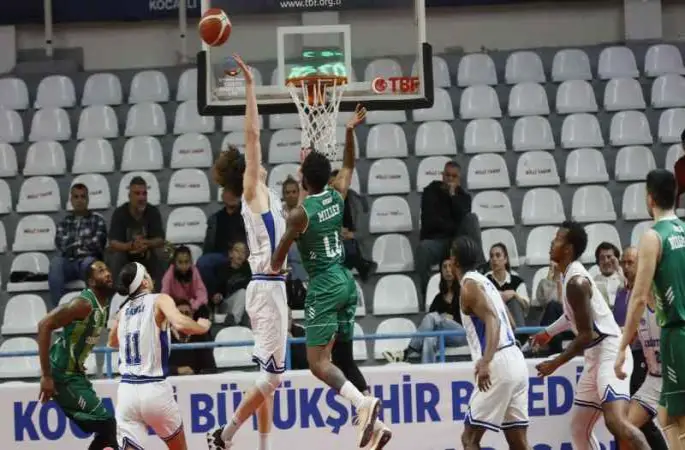  Kocaeli BŞB Kağıtspor evinde OGM Ormanspor'a kaybetti