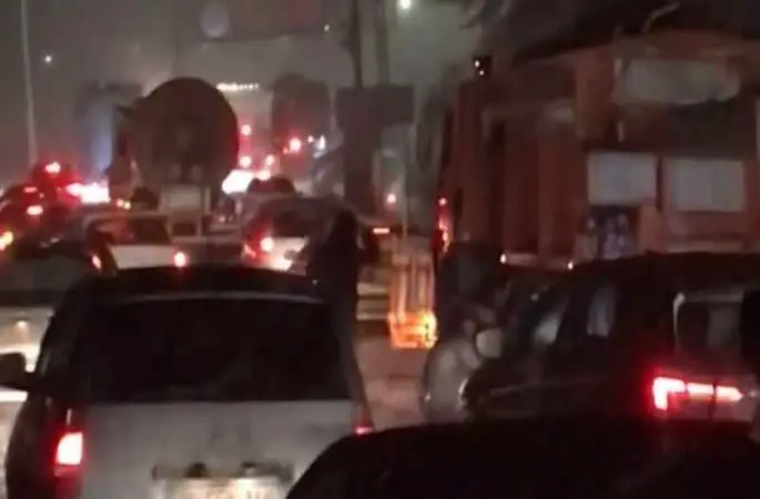 Ilgaz Dağı'nda buzlanma ve kar yüzünden tünel ulaşıma kapandı 