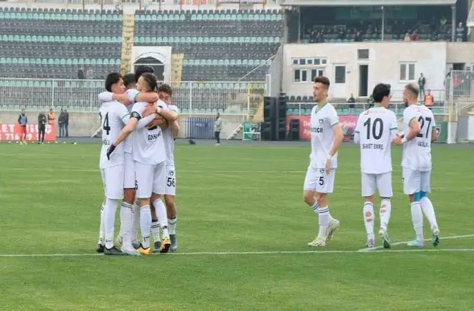 Denizlispor'dan transfer yasağı açıklaması 