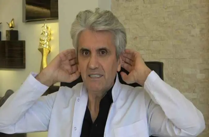 Prof. Dr. Hayati Akbaş: Kepçe kulak ameliyatı 6-7 yaş döneminde yapılmalı