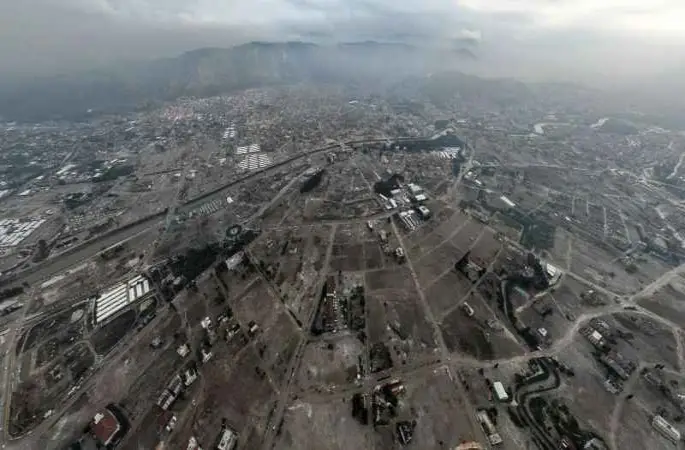 Depremin ortaya çıkarttığı hasar 1 yıl sonra görüntülendi