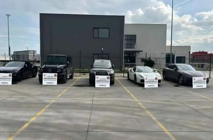 445 milyon liralık kaçak otomobil operasyonu