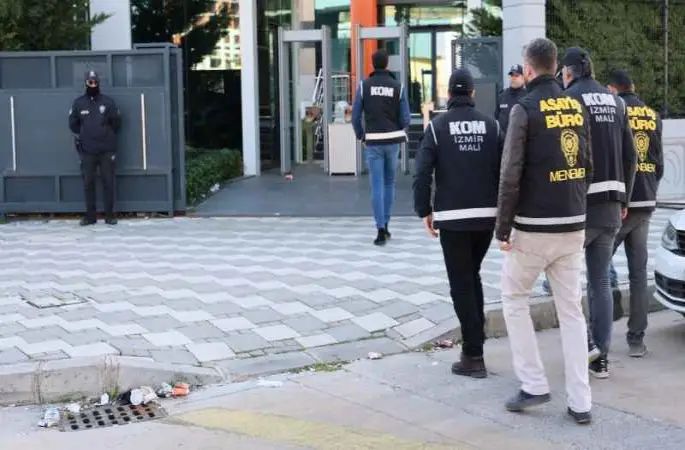 İzmir'de 2,5 milyarlık büyük vurgun