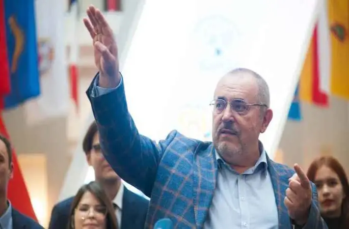 Rusya’da savaş karşıtı aday seçimlerden men edildi